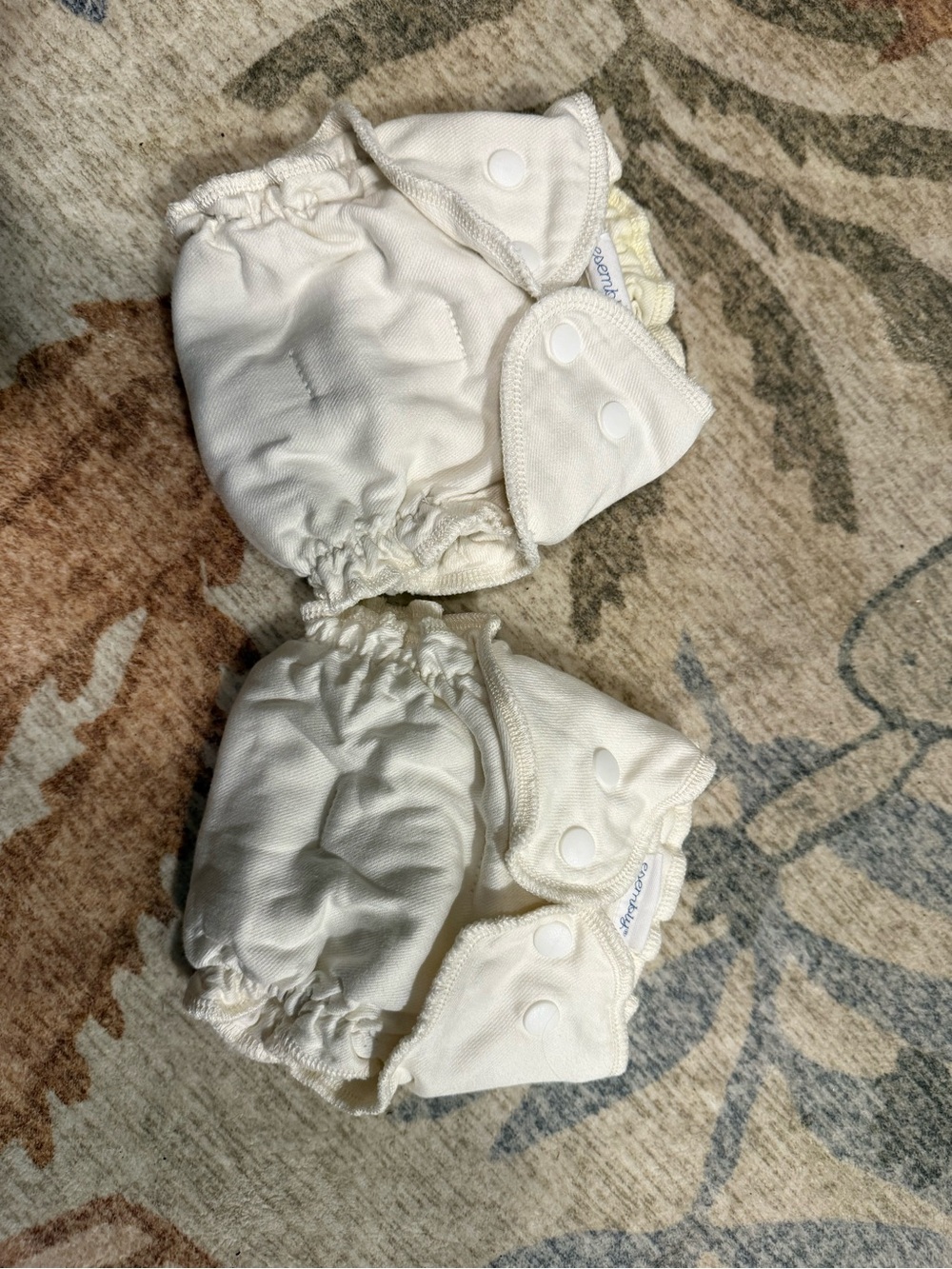 Esembly Soft White organic cotton Diaper innies with Snap Closure - Pack of 2